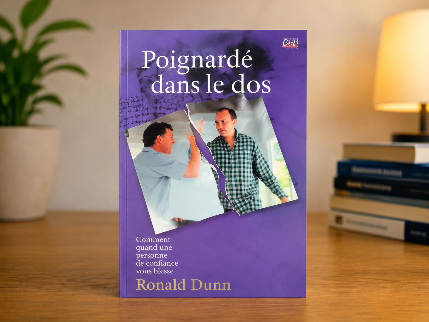 Poignardé dans le dos